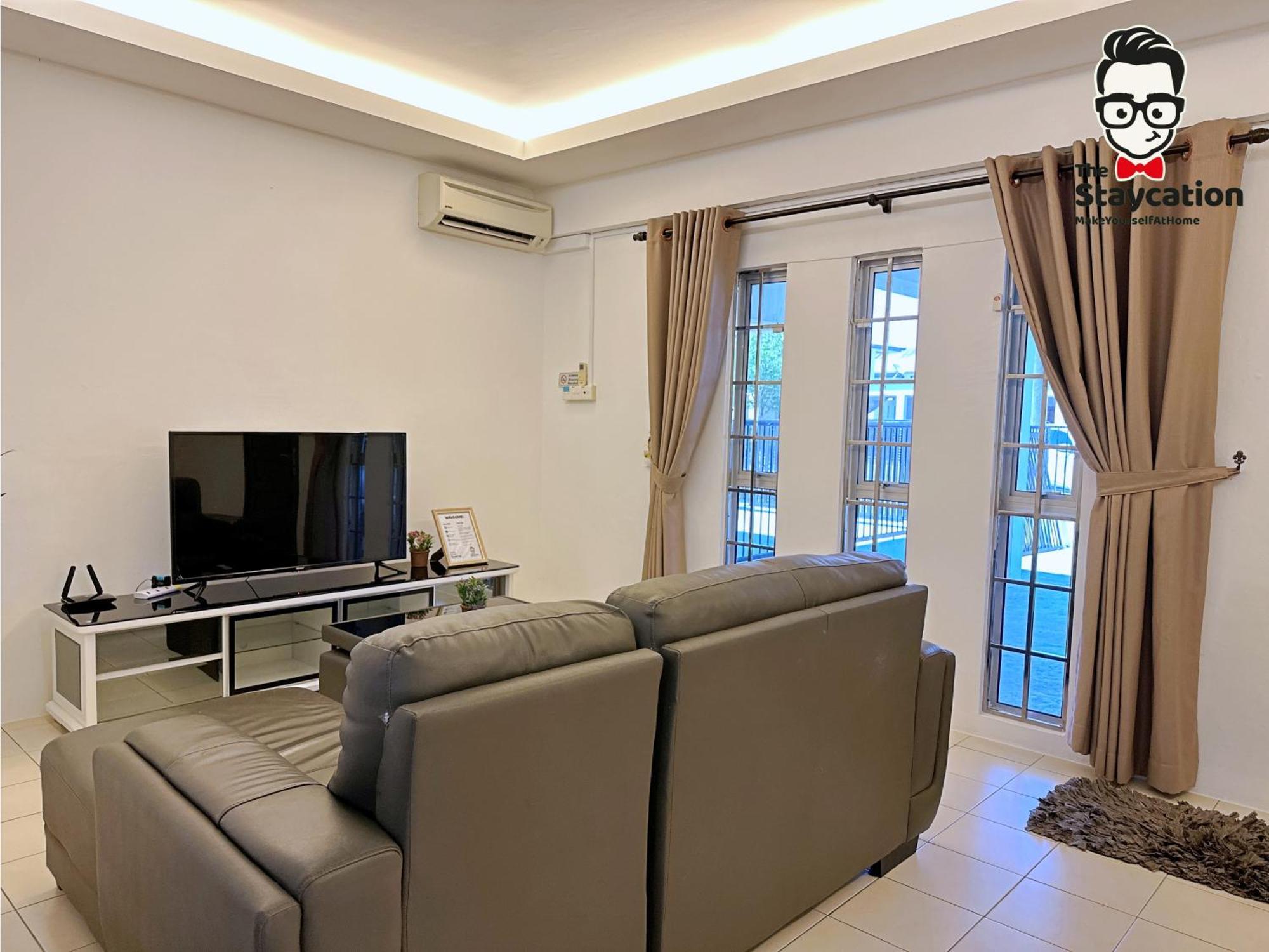 Staycation Homestay 15 Kch City Mall Landed House Kuching Zewnętrze zdjęcie